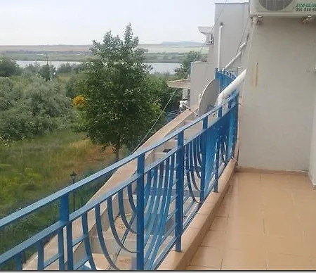 Sunny Day 4 * סאני ביץ'